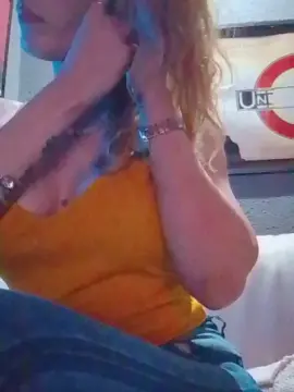 Cam4 Live Porn of Luchociampo