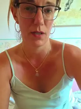 Cam4 Nude Webcam of Leaa69