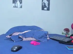 Cam4 Free Live Porn of sexynova_93