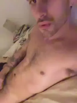 Cam4 Sex Cam of maggicbooy