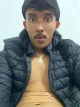 Cam4 Live Porn of MavyFelipe