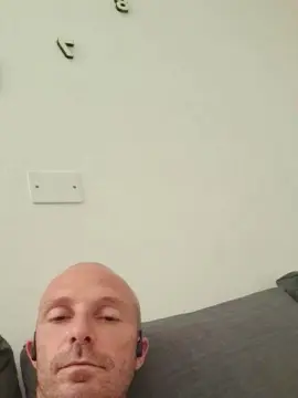 Cam4 Watch Live Sex Cams of Gnaro90