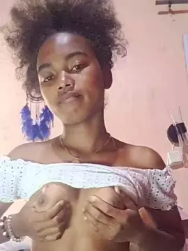 Cam4 Free Live Porn of Isah2026