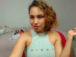 Cam4 Sex Cam of paola_latina29