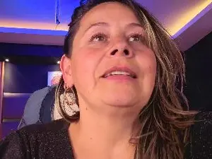Cam4 Adult Webcams of Cinthya_roberts