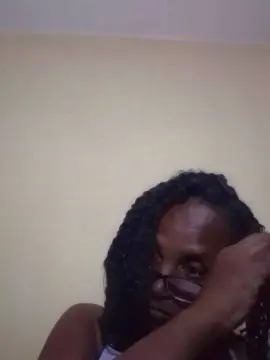 Cam4 Free Porn Cam of momsexy_xxx