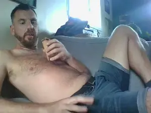 Cam4 Live Sex Cam of AventurierTBM