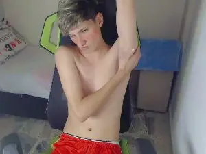 Cam4 Free Live Porn of Pablito_junior