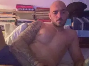 Cam4 Private Sex Chat of alessandromori9