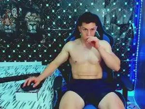 Cam4 Live Porn of javiersexyvoy