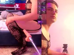 Cam4 Live Sex of CamiloSeed