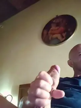 Cam4 Live Porn of CIONDOLONE82