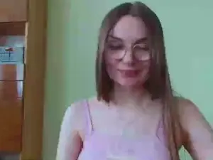 Cam4 Adult Video Chat of EllyHEARTx