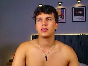 Cam4 Best Webcam of Leo_Savage