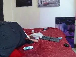 Cam4 Free Porn Cam of ashleythomps