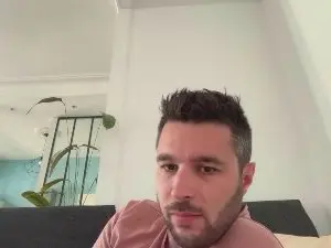 Cam4 Free Live Porn of jules_demastre