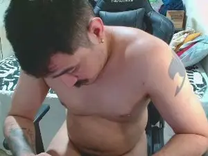 Cam4 Free Porn Cam of leonino231