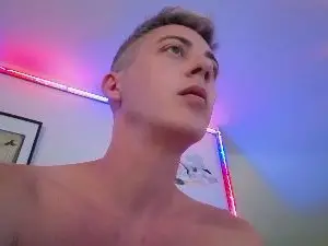 Cam4 Live Sex Cam of HuGo4K