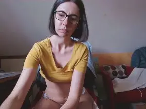 Cam4 Adult Video Chat of Pivoine27