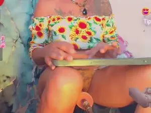 Cam4 Live Porn of khiara_moretti