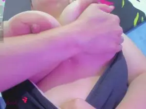 Cam4 Watch Live Sex Cams of Juli_bigboobs
