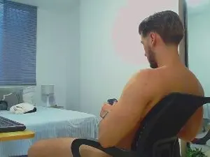 Cam4 Live Sex of MARCK_CHEST