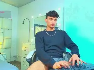 Cam4 Live Sex Cam of alexgod_