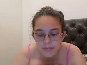 Cam4 Free Live Porn of simplesyndyxx