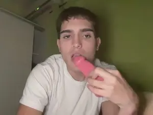 Cam4 Live Sex of kevinn2005