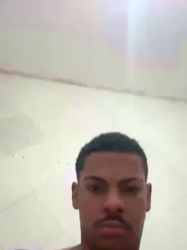 Cam4 Free Porn Cam of Senhornunes