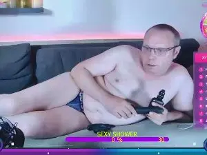 Cam4 Private Sex Chat of djShyVibes