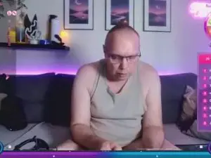 Cam4 Live Porn of djShyVibes