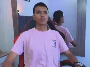 Cam4 Live Sex Cam of Alan_Colthon