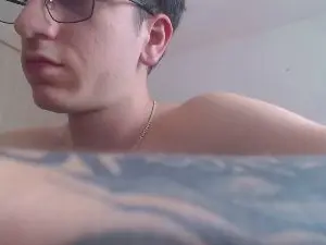 Cam4 Live Sex Cam of axel_serra
