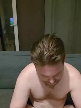 Cam4 Live Sex of tomsauwer