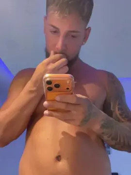 Cam4 Live Porn of stallone999_hot