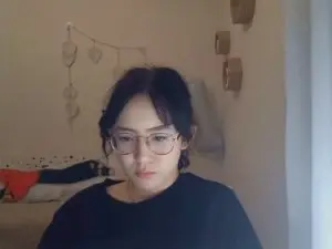 Cam4 Watch Live Sex Cams of JuliaMaugeri