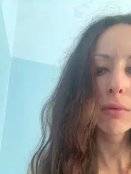 Cam4 Free Live Porn of bigiulia42gcom2