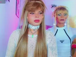 Cam4 Private Sex Chat of leslychaneldoll