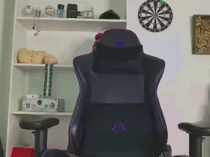 Cam4 Live Porn of aaronlegend