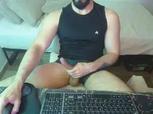 Cam4 Free Porn Cam of Lealboy