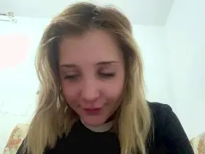 Cam4 Live Sex of StarlaDeojay