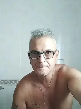 Cam4 Live Sex of franco__747