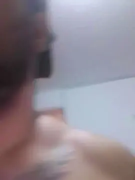 Cam4 Live Sex of jhonnysexy69