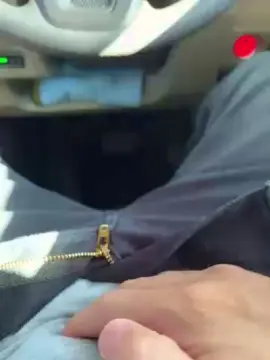 Cam4 Live Sex of lowyer3