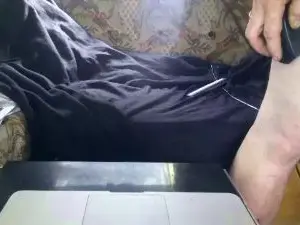 Cam4 Live Porn of bigforyou_88