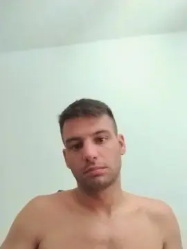 Cam4 Nude Webcam of italian_bull1