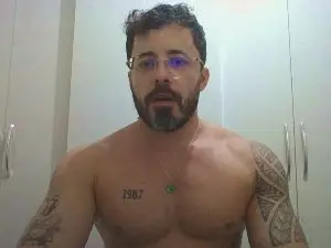 Cam4 Private Sex Chat of Alers87