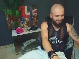 Cam4 Adult Video Chat of OscarWills