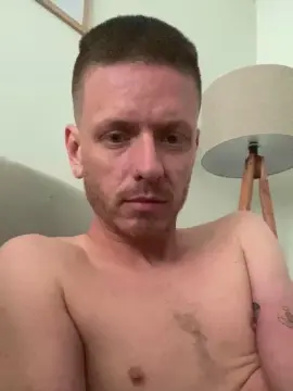 Cam4 Live Sex of putaoexibicion1